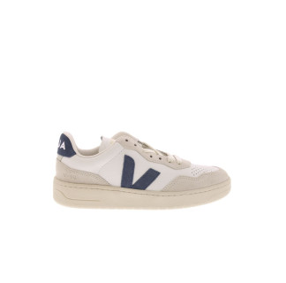 VEJA V-90 LEATHER 2