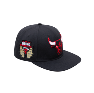 CAP CHICAGO BULLS LOGO BLACK 2